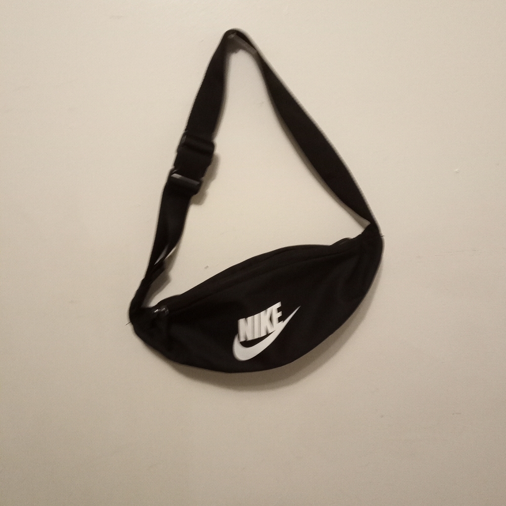 Nike fanny pack